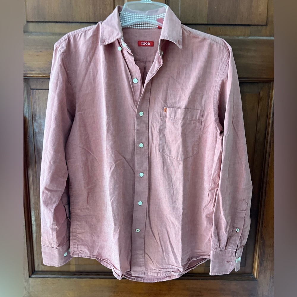 IZOD Red Chambray Button-Down Shirt Size M Gingham Cuff Casual Long Sleeve
